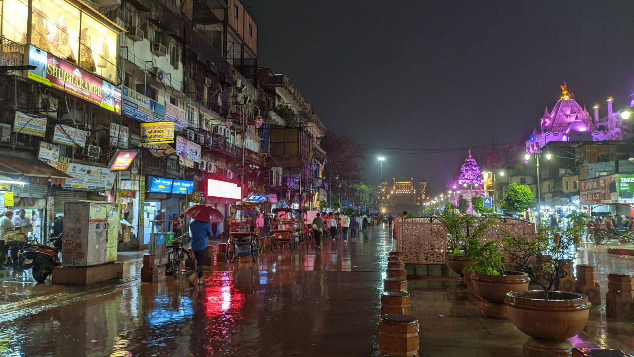 Chandni Chowk in Delhi night views