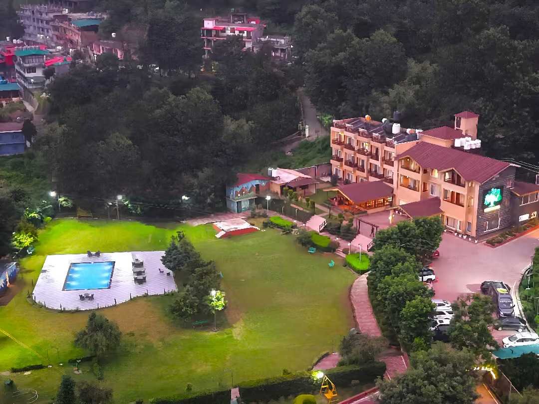 Foxoso Misty Oaks - Resort in Nainital
